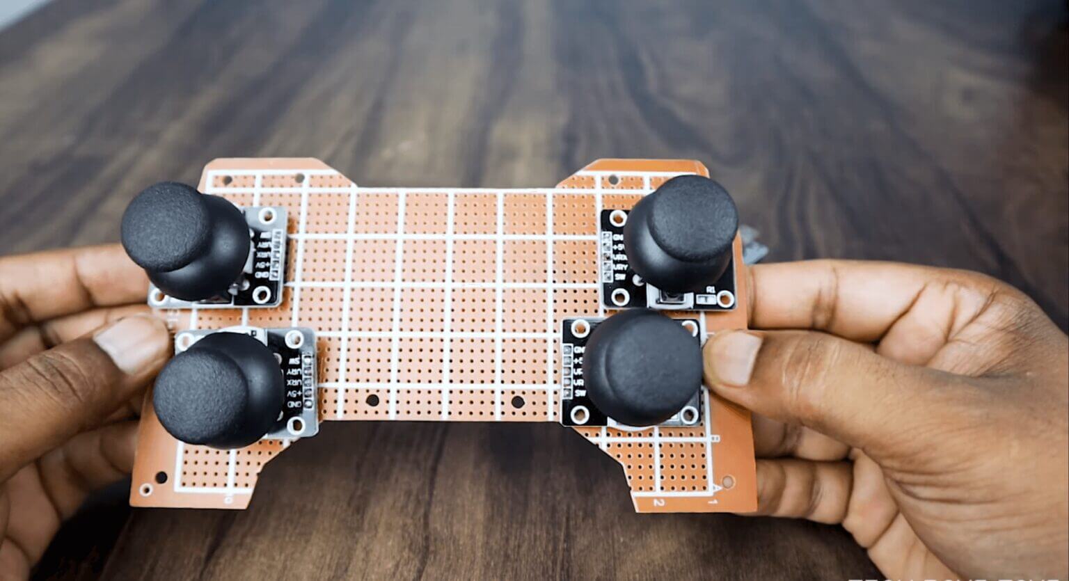 Build Arduino RC Transmitter For RC Toys - Drone And Planes1