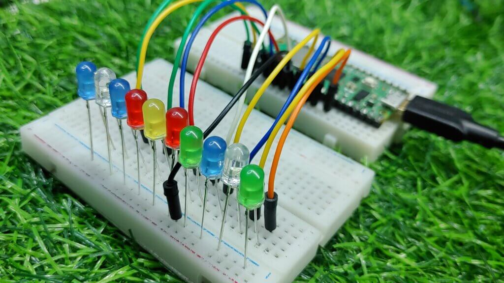 Flowing LED With Raspberry Pi Pico