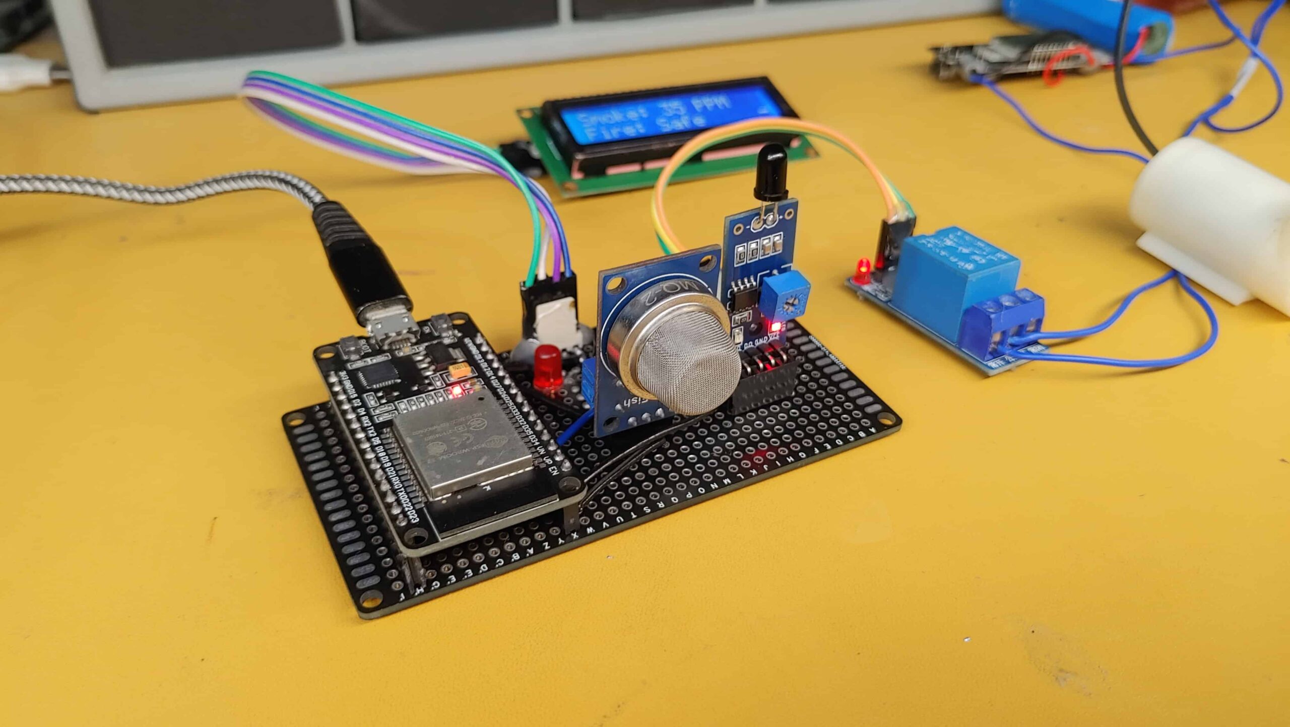IoT fire and smoke detection ESP32